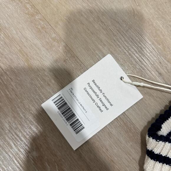 Everlane navy and white striped - Picture 3 of 3